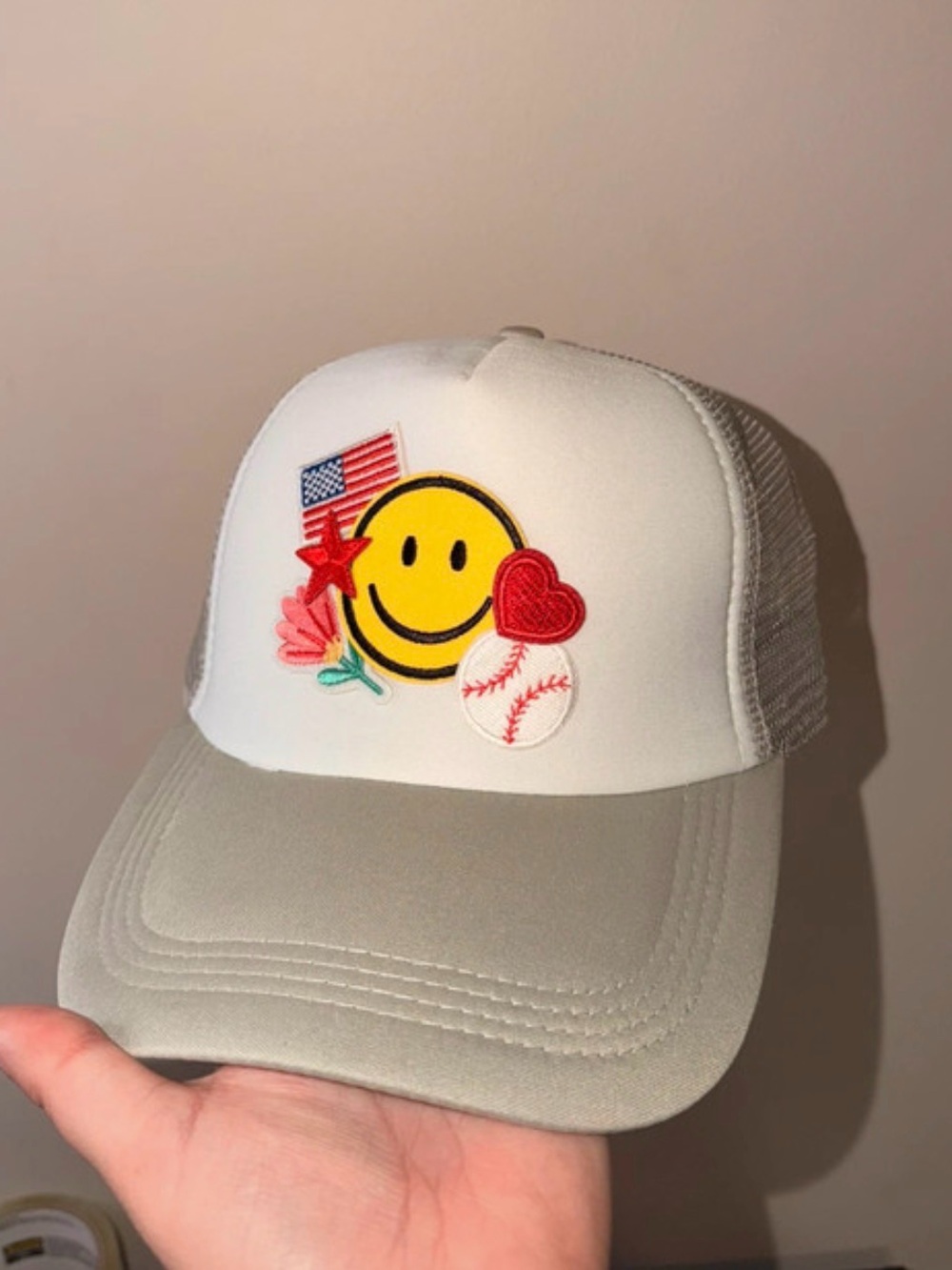 Women’s Gray and White Trucker Hat with Smiley Patch NWT